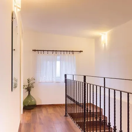 Mit Privatpool Fuer 6 Personen Ca 140 Qm In Marcana, Istrien Suedkueste Von Istrien * Marčana